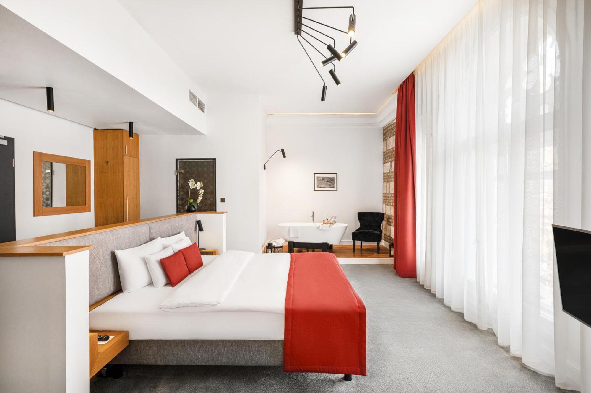 Monastery Boutique Hotel Budapest Bagian luar foto