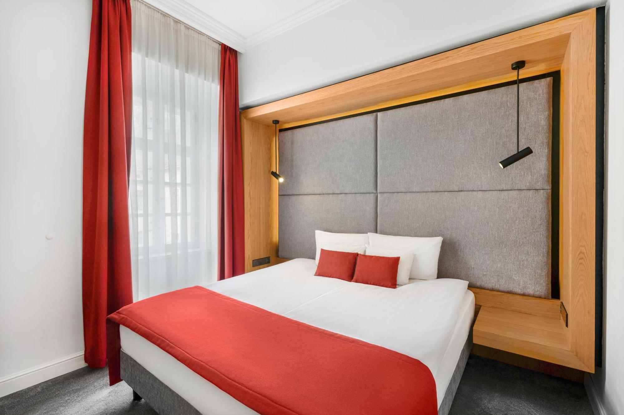 Monastery Boutique Hotel Budapest Bagian luar foto